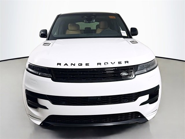 New 2025 Land Rover Range Rover Sport Dynamic SE image 2