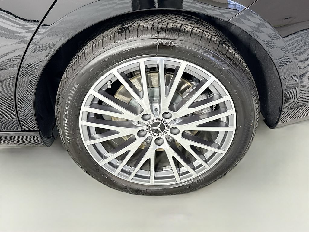 Used 2025 Mercedes-Benz CLA 250 4MATIC image 29