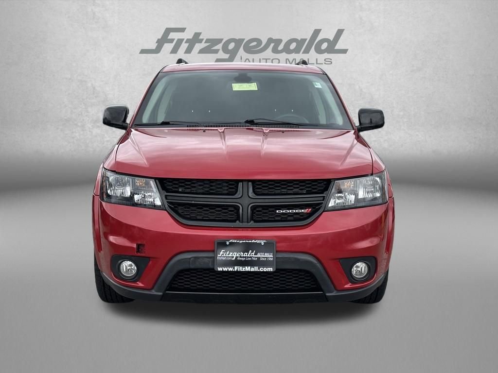 Used 2019 Dodge Journey SE w/ Blacktop Package FWD image 3