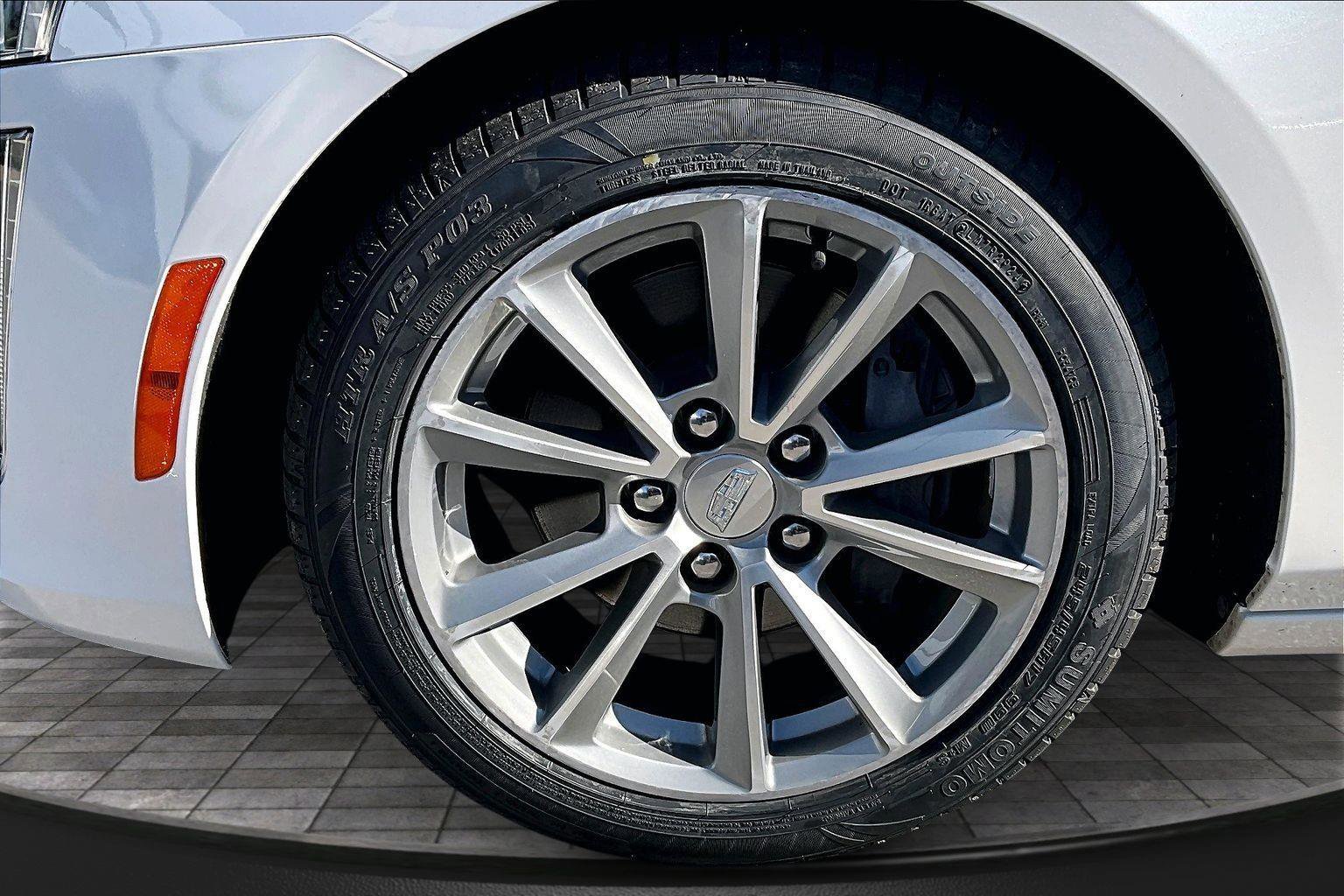 Certified 2019 Cadillac CTS Luxury image 22