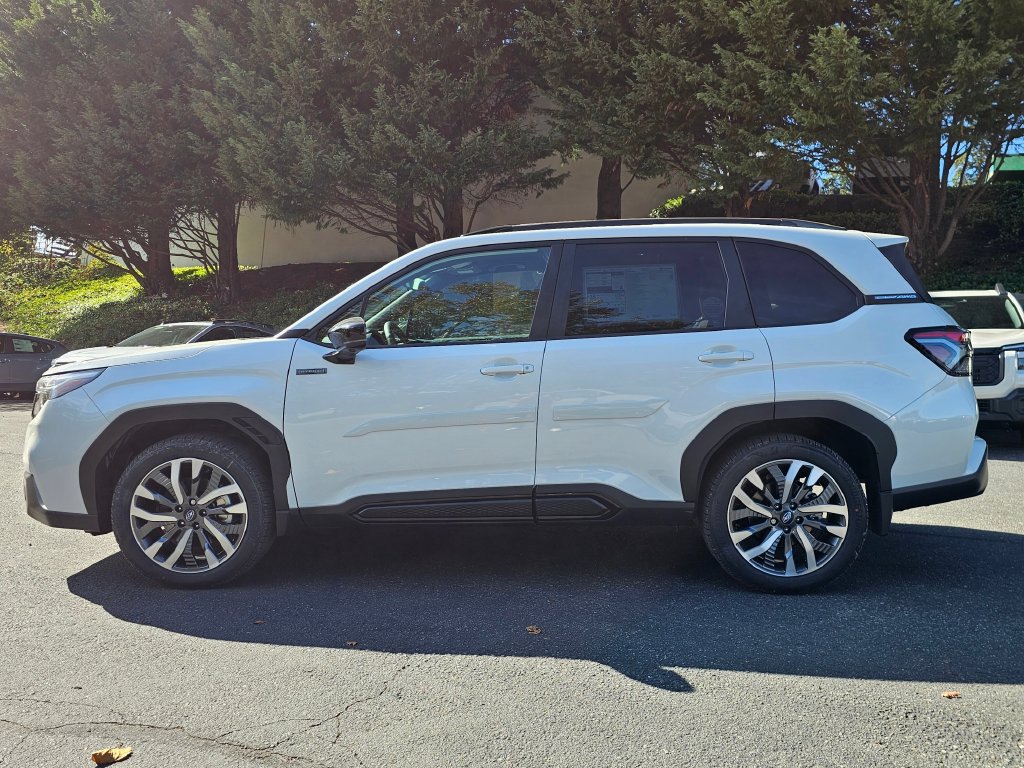 New 2026 Subaru Forester Touring AWD/4WD image 2