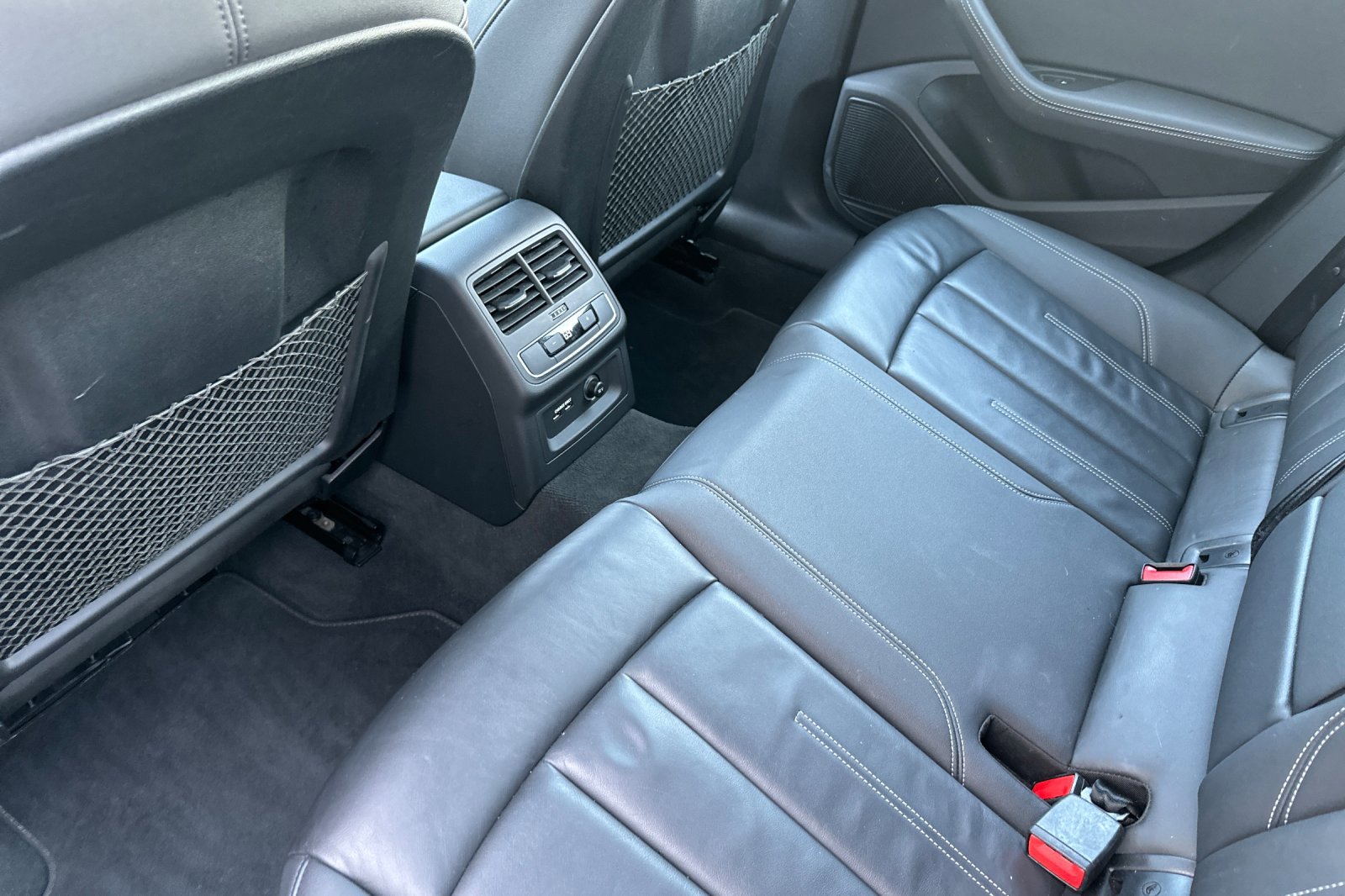 Used 2024 Audi A4 2.0T Premium Plus image 13