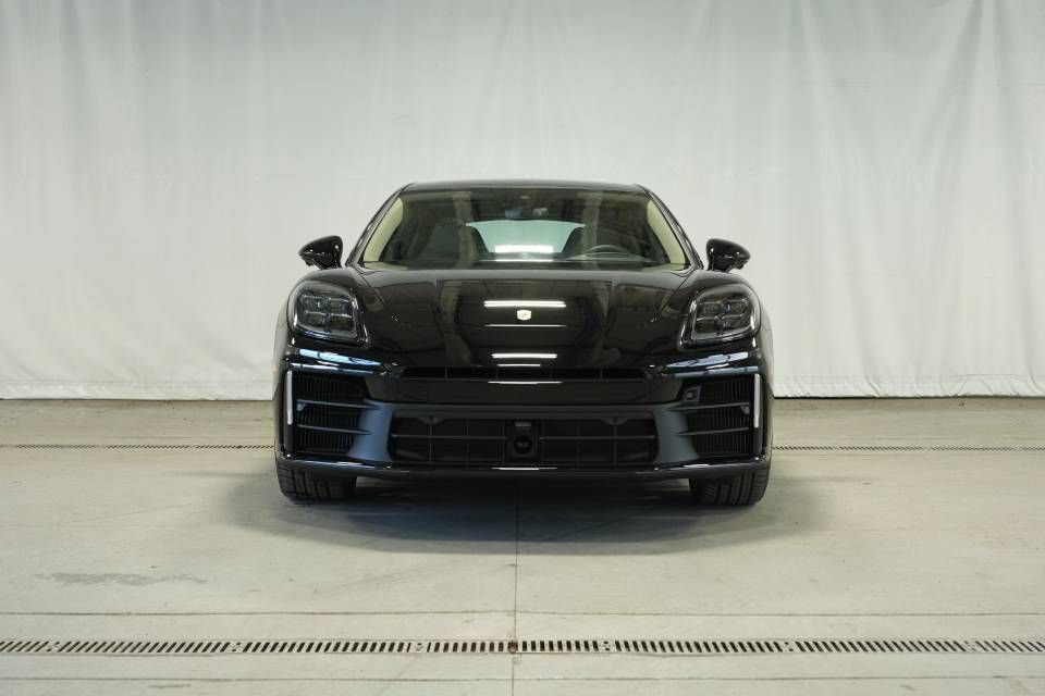 New 2026 Porsche Panamera 4 AWD/4WD image 10