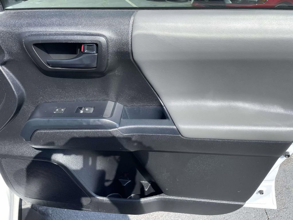 Used 2021 Toyota Tacoma SR w/ SR Convenience Package image 43