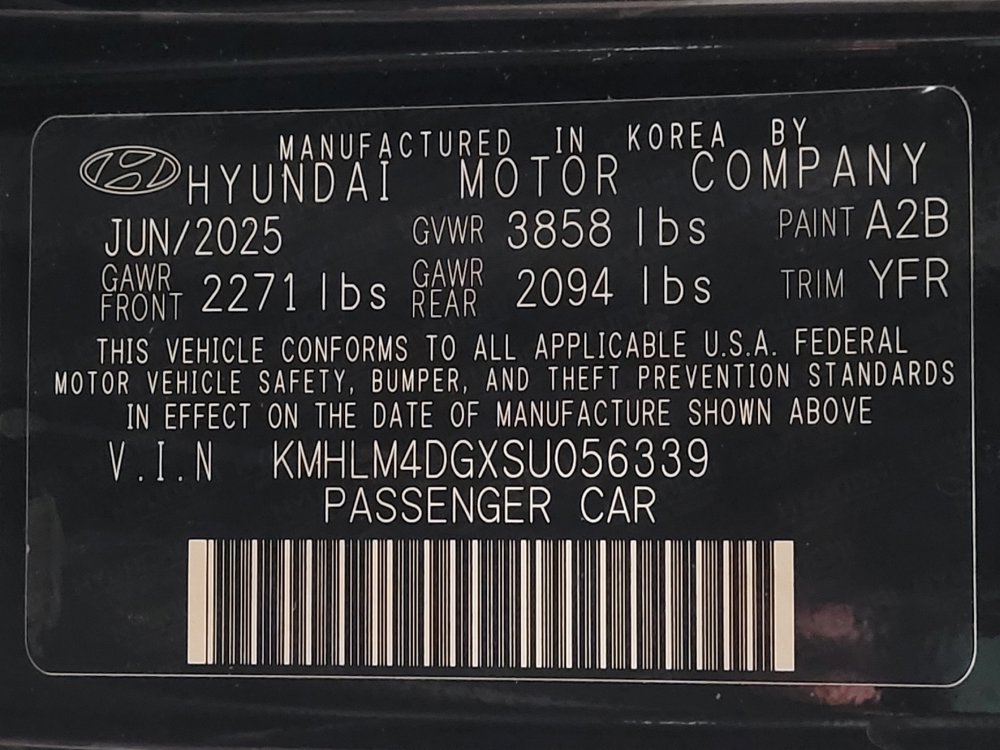 Used 2025 Hyundai Elantra Sport FWD image 33