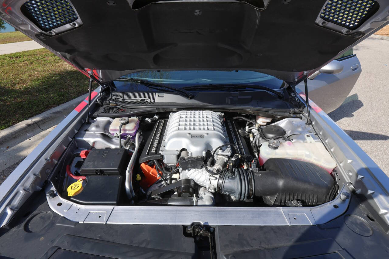 Used 2015 Dodge Challenger SRT Hellcat RWD image 99