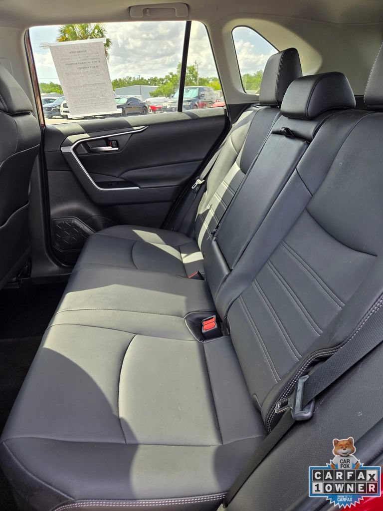 Used 2022 Toyota RAV4 XLE Premium AWD/4WD image 39