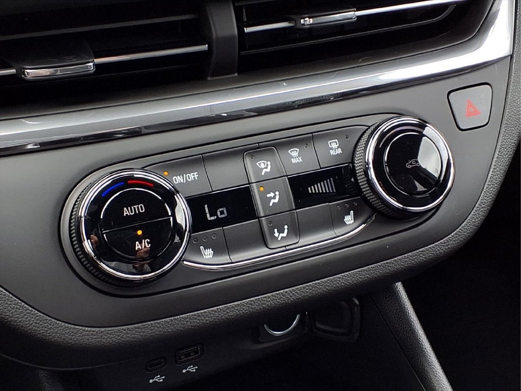 New 2026 Buick Envista Sport Touring w/ Convenience I Package FWD image 21