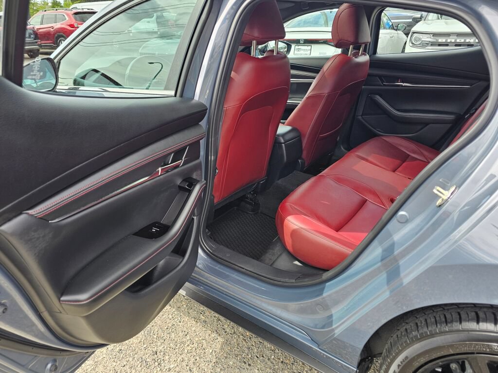 Used 2023 MAZDA MAZDA3 s AWD/4WD image 13