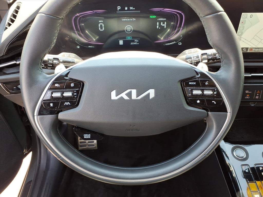 Used 2025 Kia Niro EX Touring FWD image 17