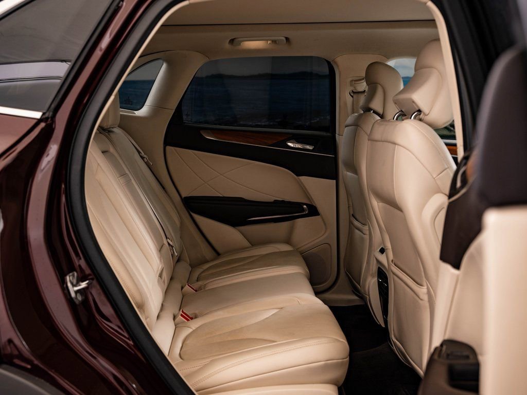 Used 2016 Lincoln MKC Reserve w/ Lincoln MKC Climate Package image 43