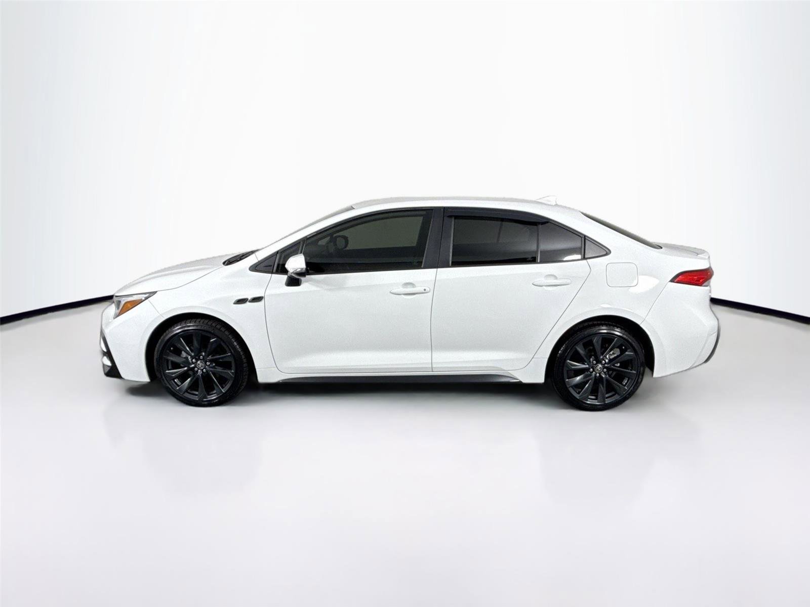 Certified 2024 Toyota Corolla SE image 13