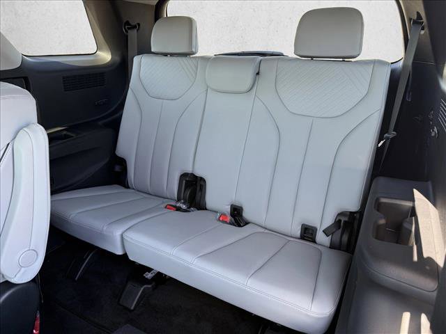 Used 2025 Hyundai Palisade SEL image 24