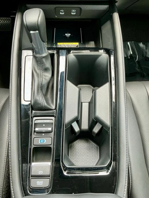 Used 2023 Honda Accord Touring image 18