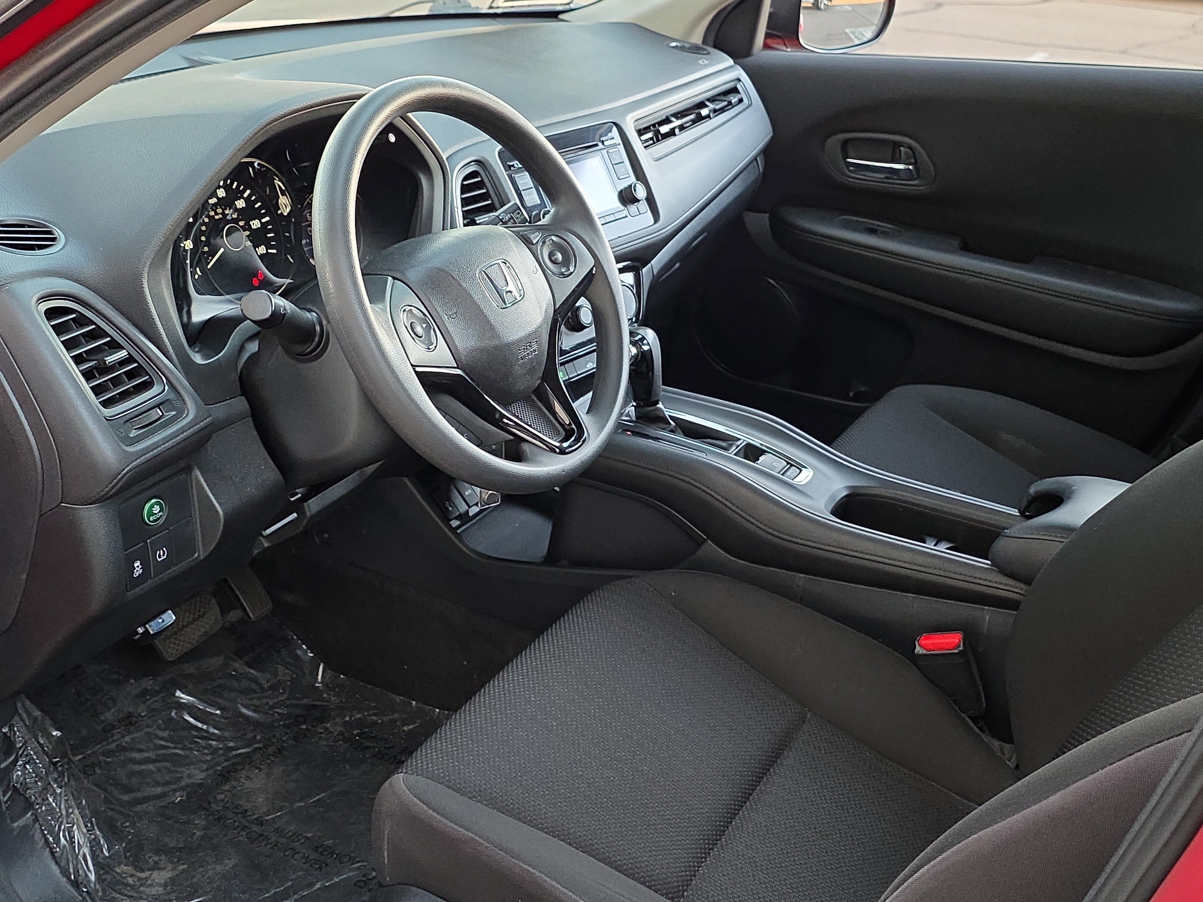 Used 2017 Honda HR-V LX image 11