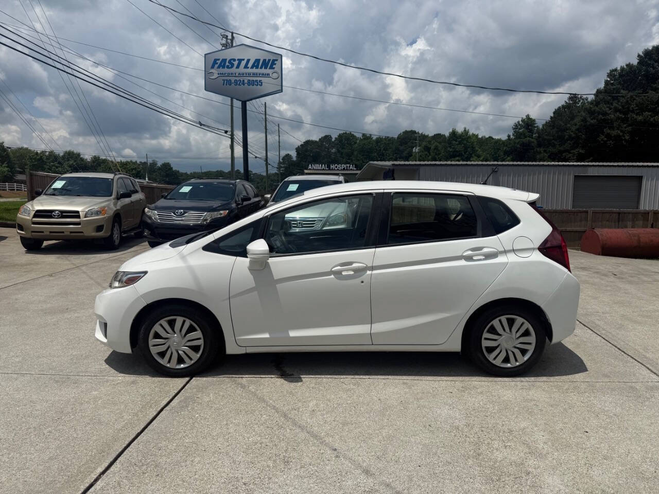 Used 2017 Honda Fit LX image 4