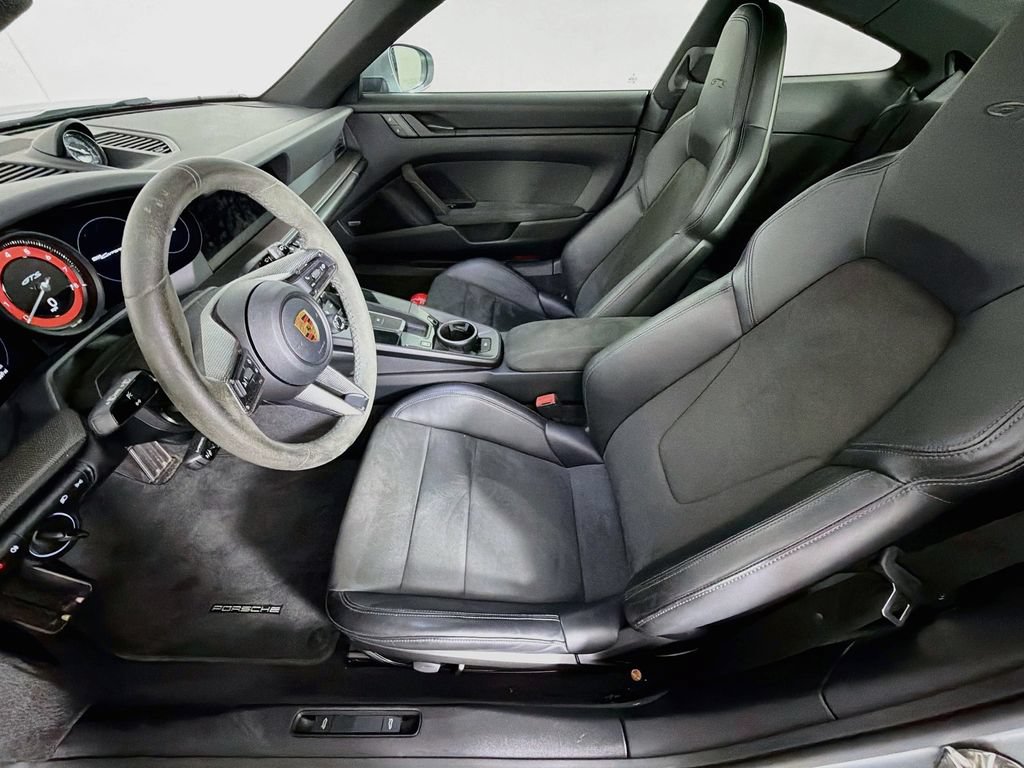 Certified 2022 Porsche 911 Carrera 4 GTS AWD/4WD image 5