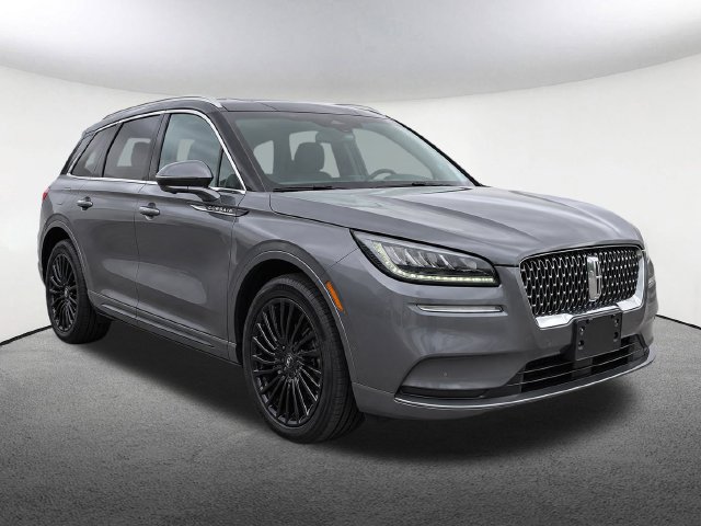 Used 2022 Lincoln Corsair Reserve w/ Equipment Group 201A AWD/4WD image 2