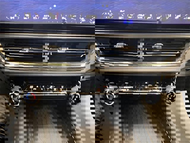 Certified 2024 Chevrolet Equinox EV RS image 25