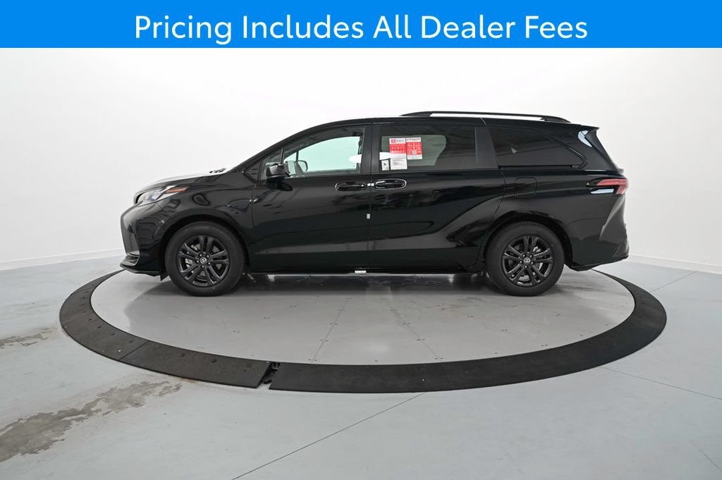 New 2026 Toyota Sienna XSE AWD/4WD image 9