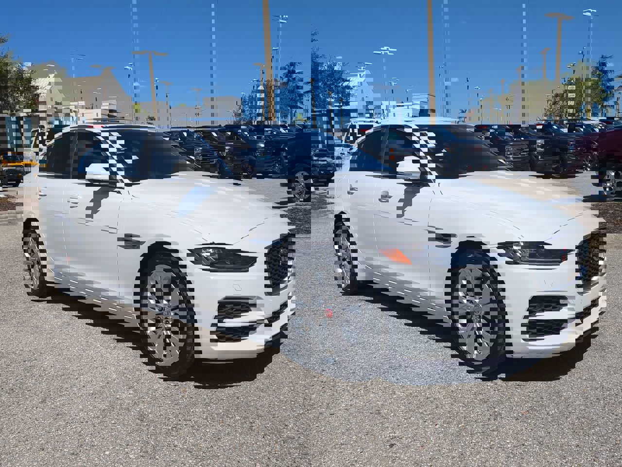 Used 2020 Jaguar XE S image 2