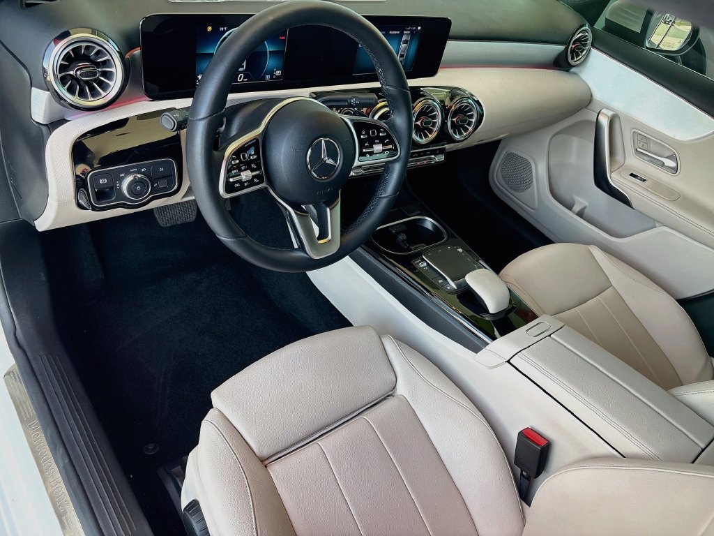 Used 2022 Mercedes-Benz A 220 image 9