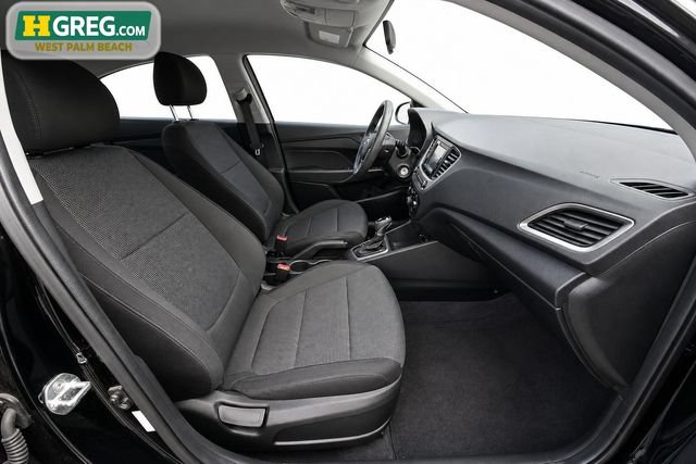 Used 2018 Hyundai Accent SE FWD image 11