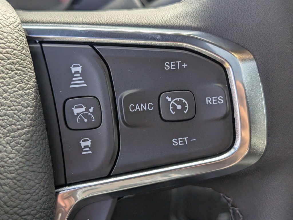 New 2026 RAM 3500 Laramie AWD/4WD image 16