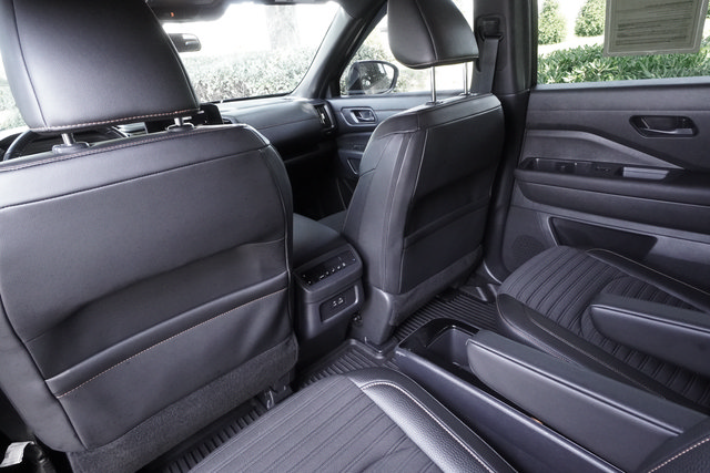 Used 2024 Nissan Pathfinder Rock Creek AWD/4WD image 21