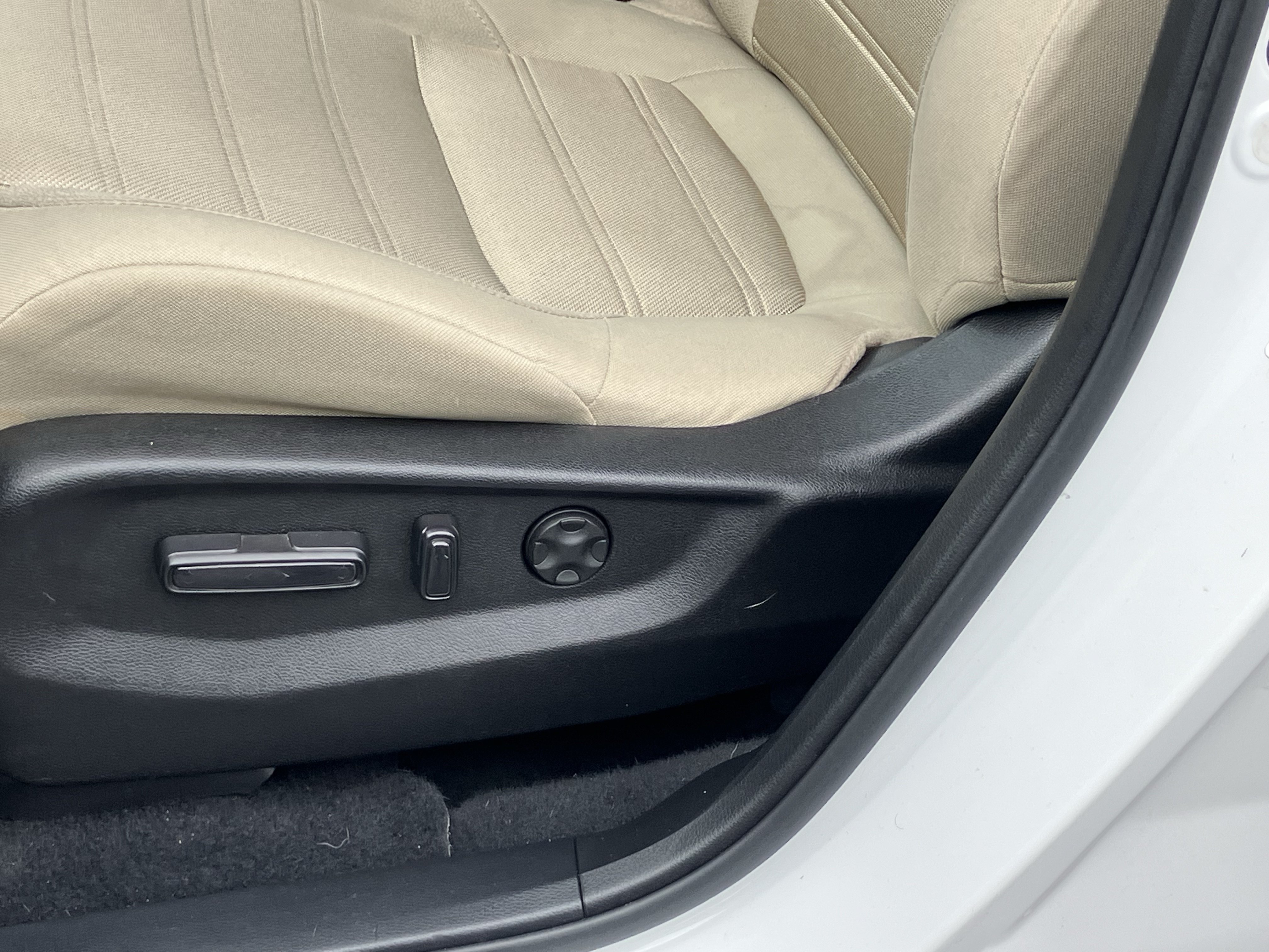 Certified 2022 Honda CR-V EX image 17
