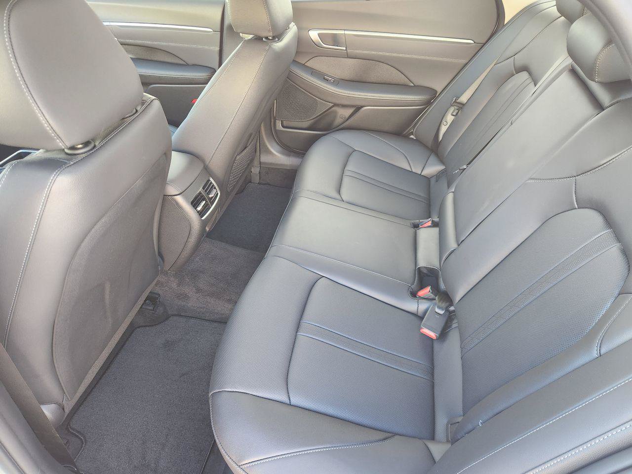New 2026 Hyundai Sonata Limited FWD image 32