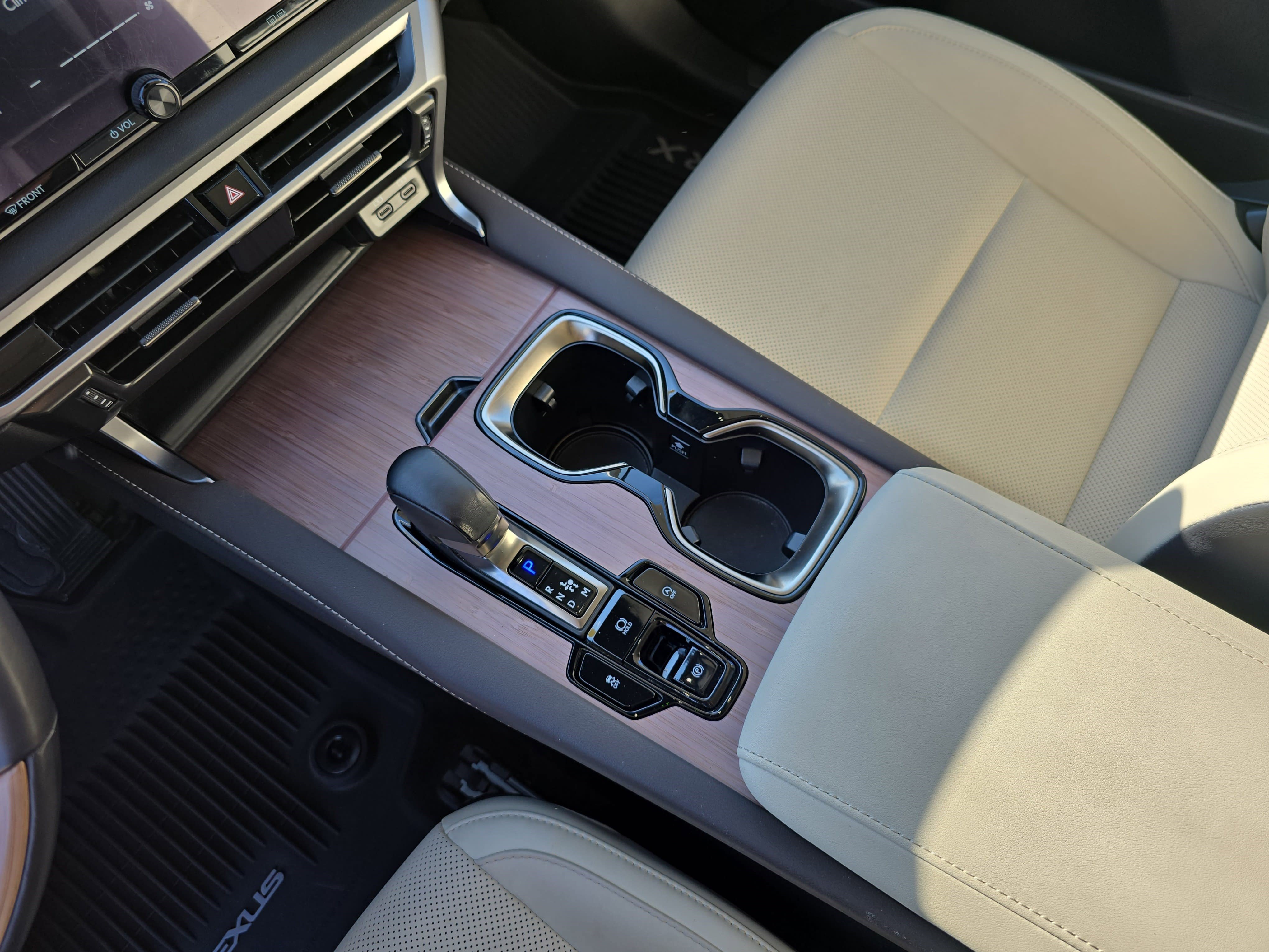 Used 2023 Lexus RX 350 Premium w/ Accessory Package image 26