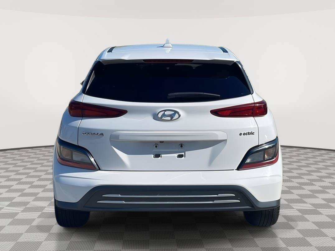 Certified 2023 Hyundai Kona SE w/ Cargo Package FWD image 6