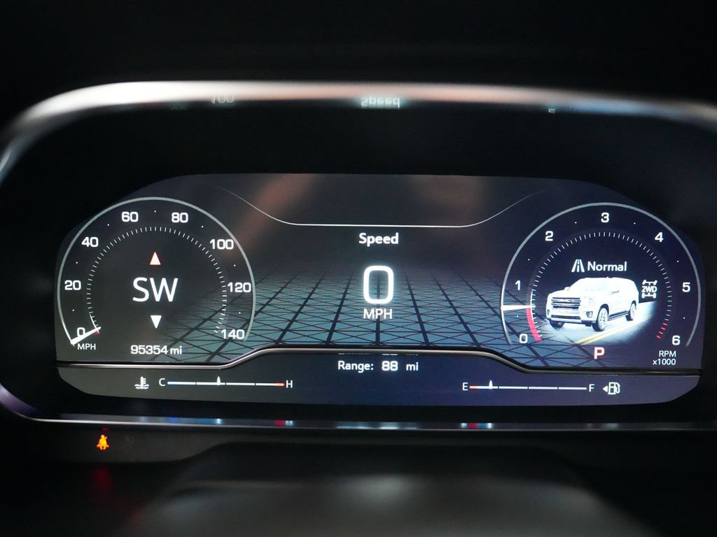 Used 2024 GMC Yukon XL SLT w/ SLT Luxury Package AWD/4WD image 17