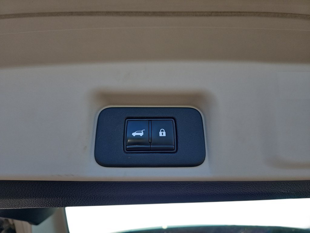 Used 2024 Nissan Ariya AWD image 34