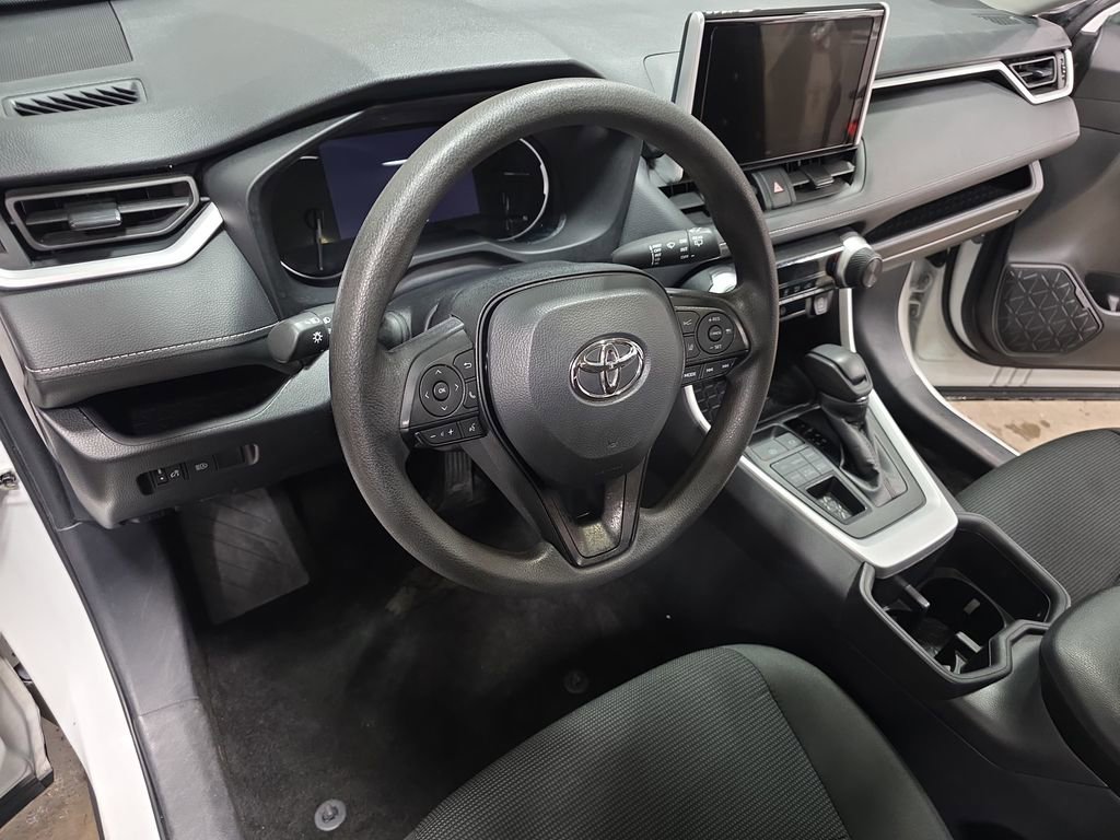 Used 2024 Toyota RAV4 LE image 15