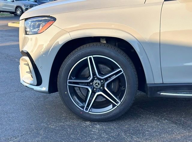 Certified 2024 Mercedes-Benz GLS 450 4MATIC image 8