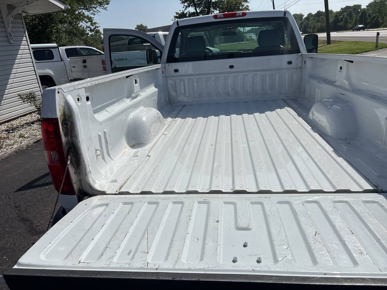 Used 2013 Chevrolet Silverado 1500 W/T RWD image 18