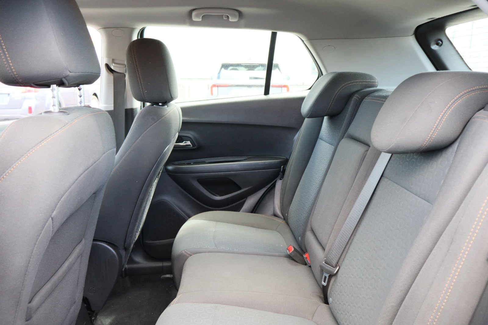 Used 2020 Chevrolet Trax LS w/ LPO, Protection Package FWD image 24