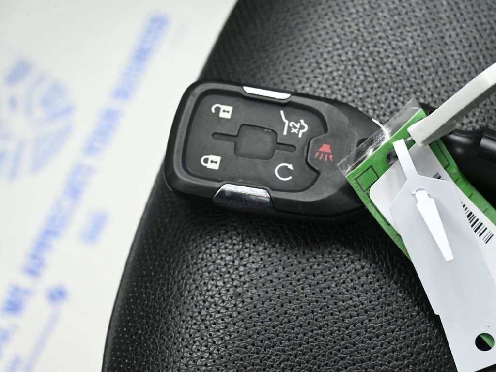 Used 2023 GMC Acadia SLT image 31