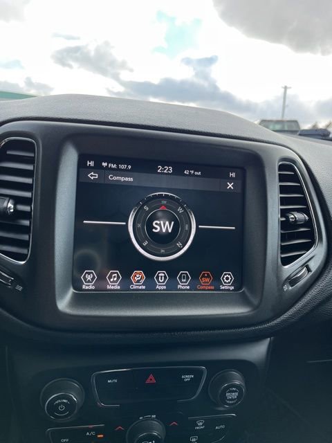 Used 2019 Jeep Compass Trailhawk image 43