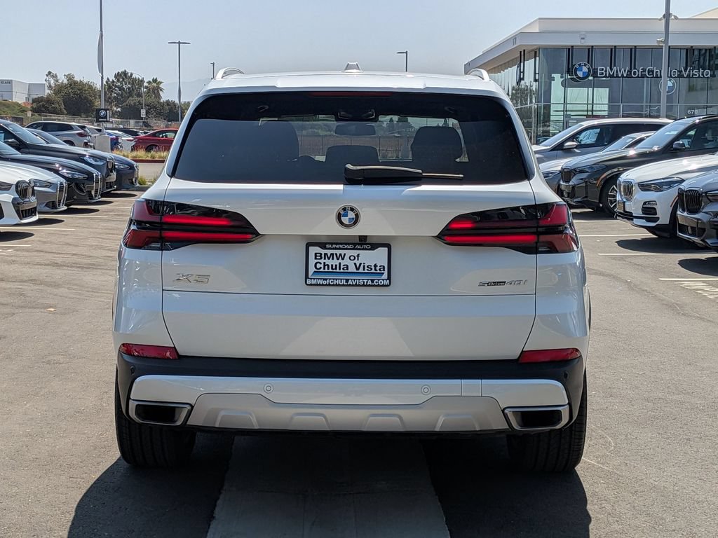 Certified 2024 BMW X5 sDrive40i w/ Parking Assistance Package RWD image 7