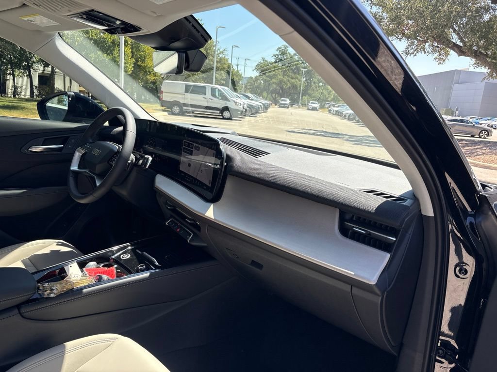 New 2026 Audi Q3 quattro 2.0T AWD/4WD image 15