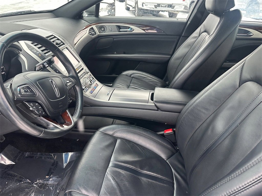 Used 2018 Lincoln MKZ Reserve image 17