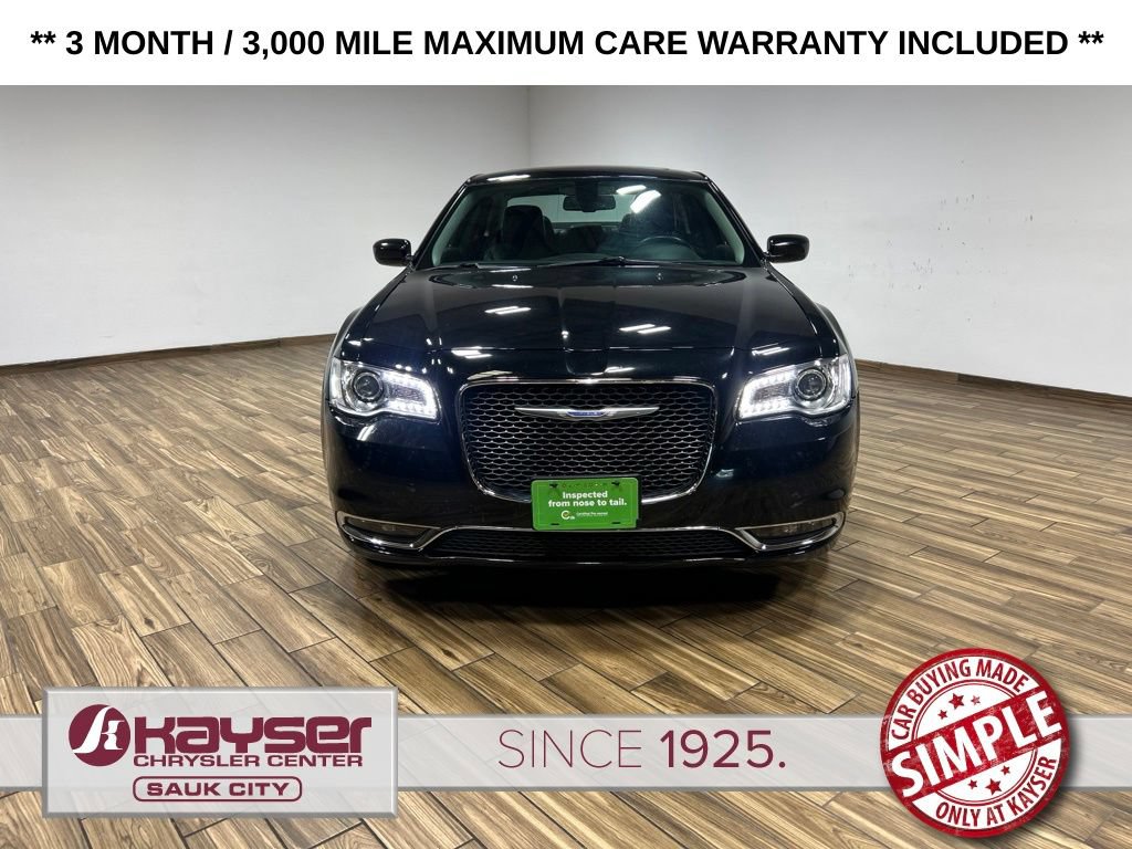Certified 2018 Chrysler 300 Touring L AWD/4WD image 3