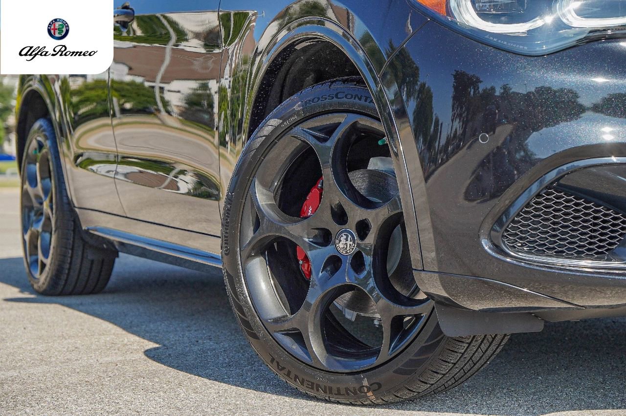 New 2025 Alfa Romeo Stelvio Sprint w/ Veloce Package image 2