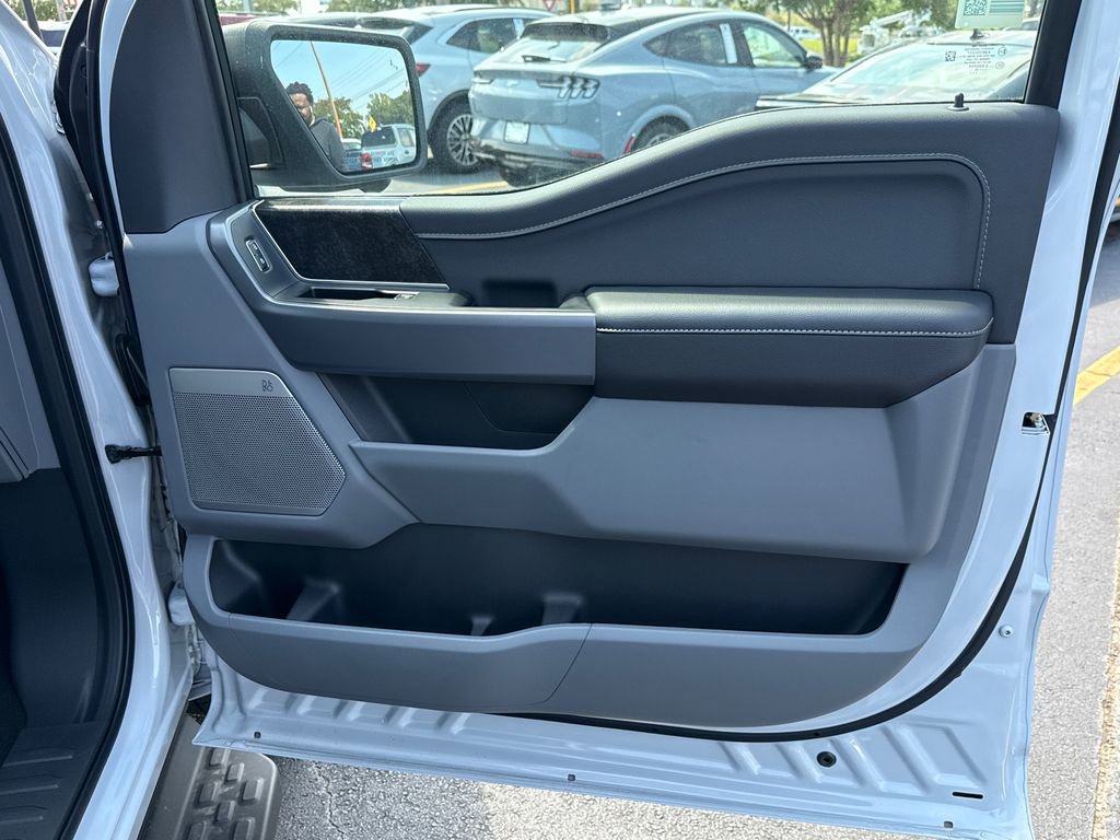 New 2025 Ford F150 Lightning Flash AWD/4WD image 14