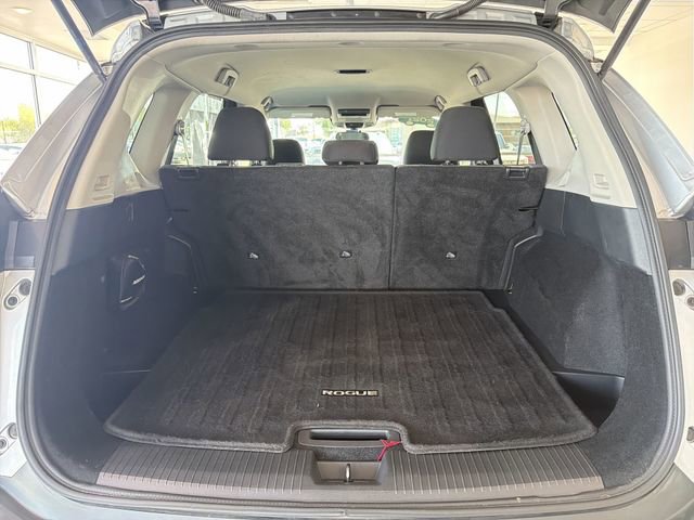 Used 2021 Nissan Rogue SV AWD/4WD image 15