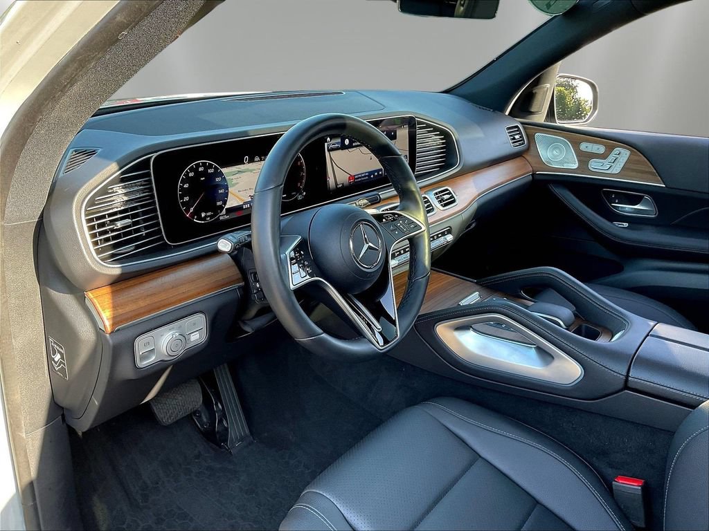 Certified 2025 Mercedes-Benz GLE 450 4MATIC image 19