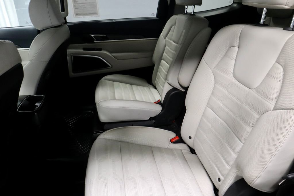 Used 2024 Kia Telluride SX Prestige AWD/4WD image 23